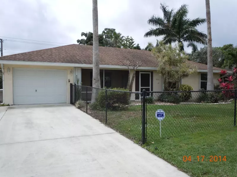 4370 State DR, West Palm Beach, FL 33406