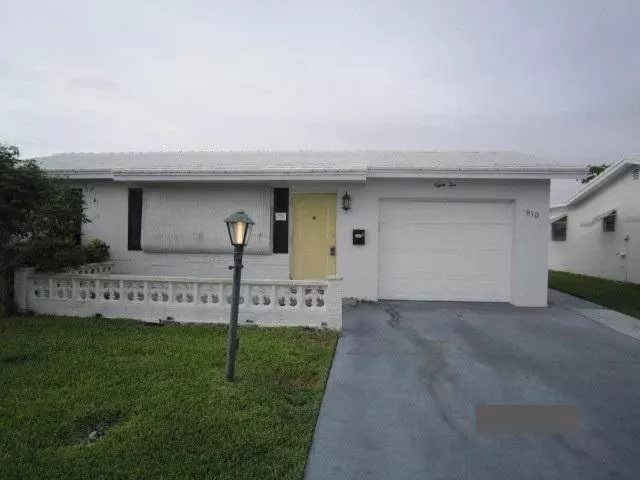 810 SW 6th AVE, Boynton Beach, FL 33426