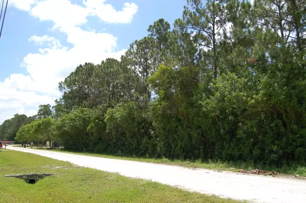 Loxahatchee, FL 33470,18310 N 93rd RD