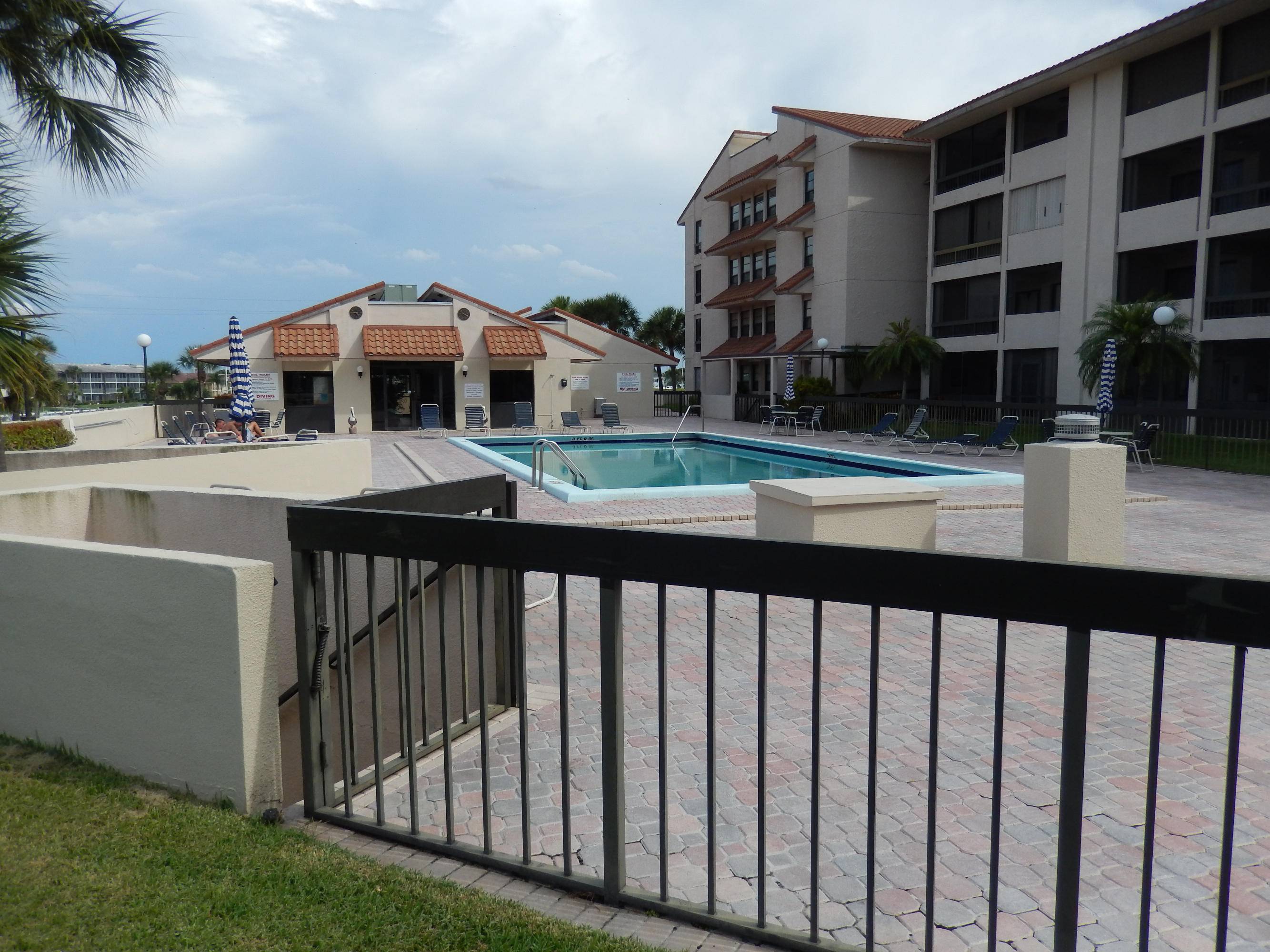 1030 Us Highway One 106, North Palm Beach, FL 33408