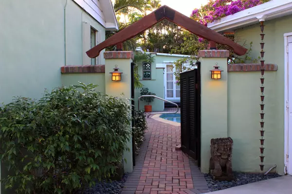 Lake Worth, FL 33460,338 Princeton DR