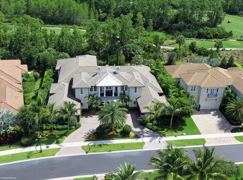 105 Via Palacio, Palm Beach Gardens, FL 33418