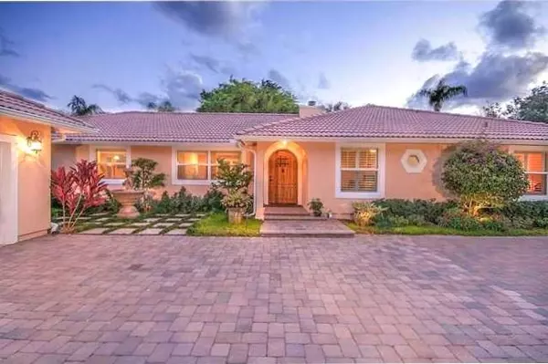 Tequesta, FL 33469,18456 SE Heritage Oaks LN