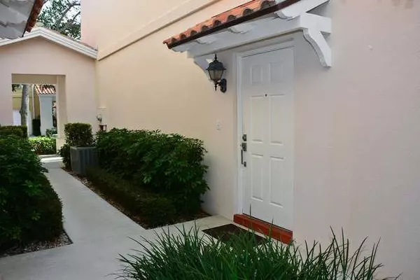 Tequesta, FL 33469,74 Tall Oaks CIR