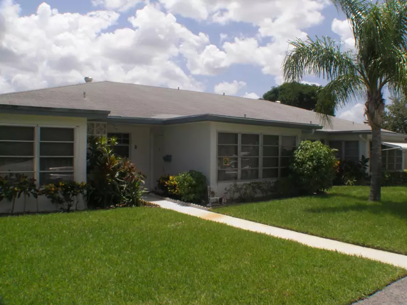 1070 North DR B, Delray Beach, FL 33445