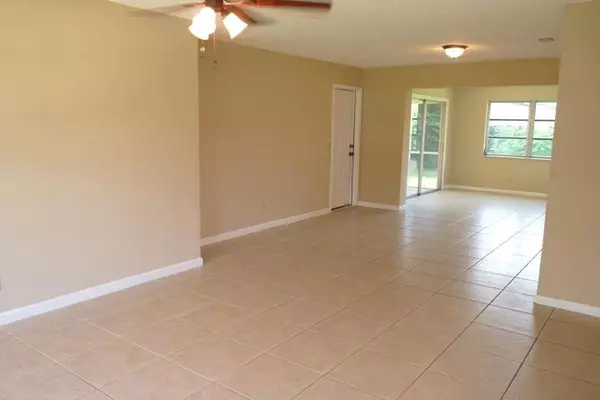 Lake Worth, FL 33462,3359 Gondolier WAY