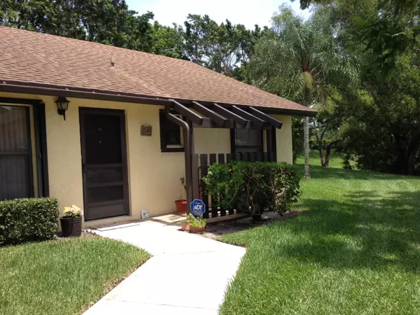 68 Via De Casas Norte, Boynton Beach, FL 33426