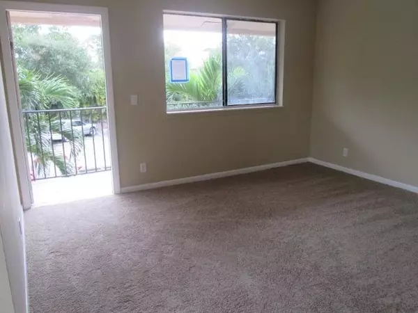 Greenacres, FL 33463,400 Nottingham CIR J