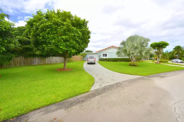 Boca Raton, FL 33431,3779 NW 4th CT