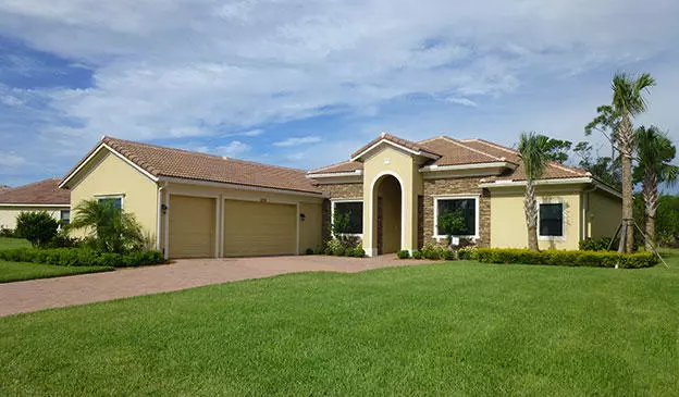 3254 NW Stoney Creek AVE, Jensen Beach, FL 34957