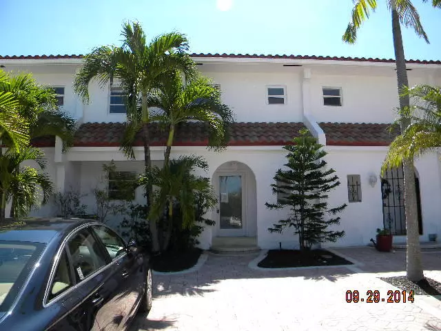 Boca Raton, FL 33487,1106 Bel Air DR B