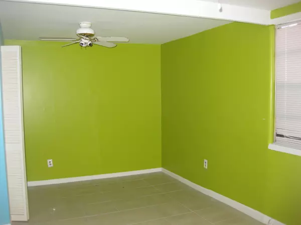 Greenacres, FL 33463,618 Jackson AVE