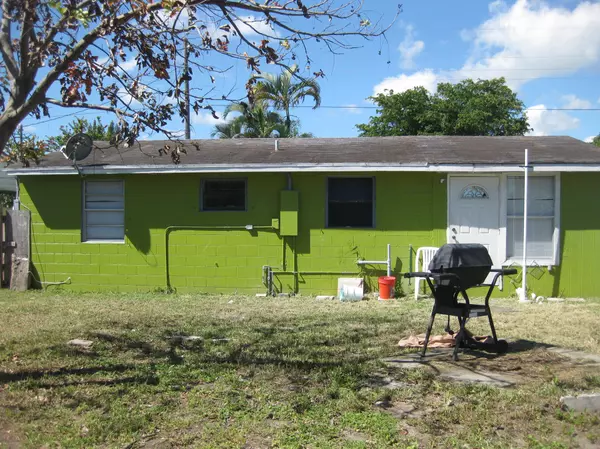 Greenacres, FL 33463,618 Jackson AVE