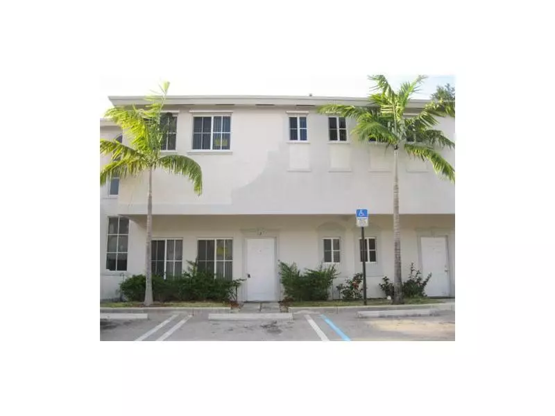 3930 SW 52nd AVE D5, Pembroke Park, FL 33023