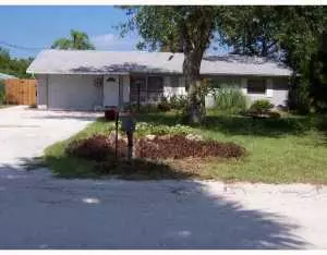 2852 Iroquois AVE, Fort Pierce, FL 34946