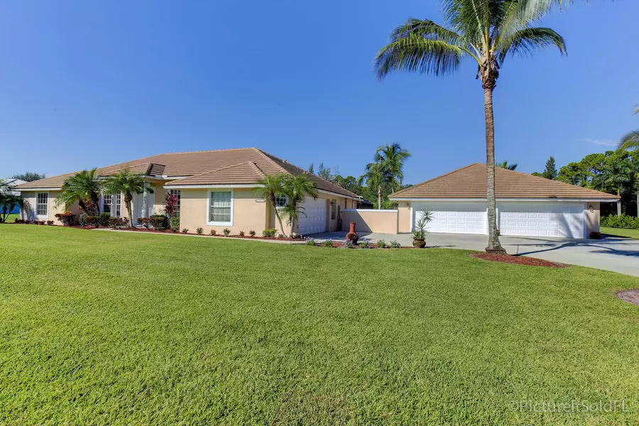 5571 Lago Del Sol DR, Lake Worth, FL 33449