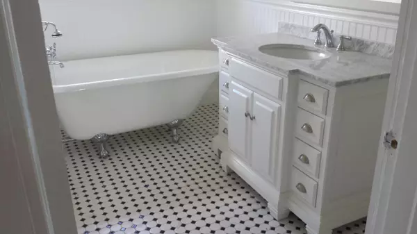 Lake Worth, FL 33460,204 N 18th AVE