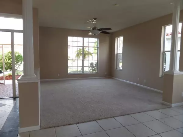 Lake Worth, FL 33467,7194 Catalina Isle DR