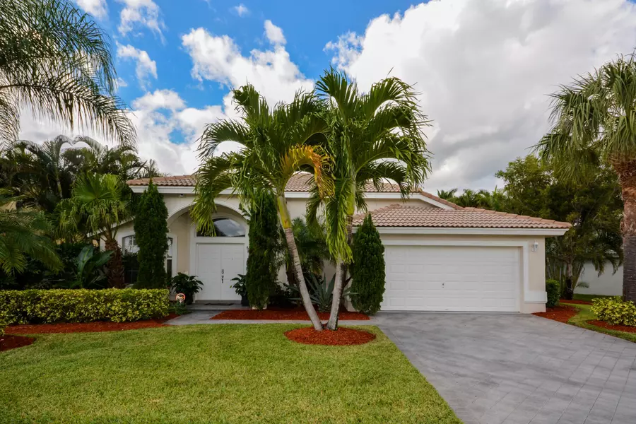 3663 Moon Bay CIR, Wellington, FL 33414