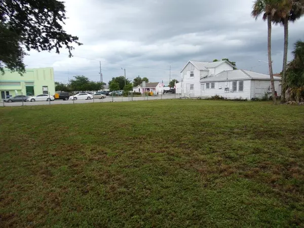 523 S Us Hwy 1, Fort Pierce, FL 34950