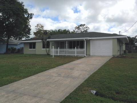 432 SE Evans AVE, Port Saint Lucie, FL 34953