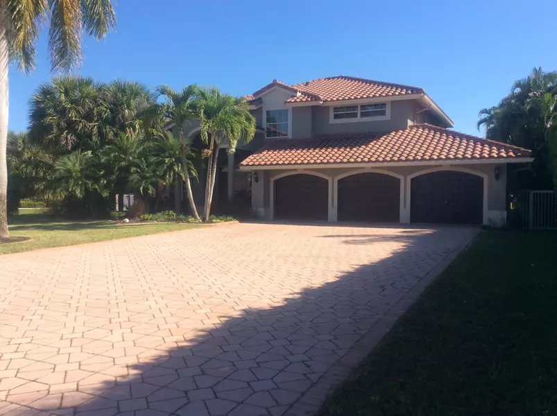 19275 Cloister Lake LN, Boca Raton, FL 33481