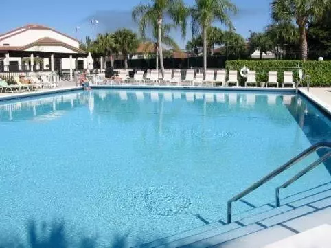 Greenacres, FL 33467,3367 Perimeter DR