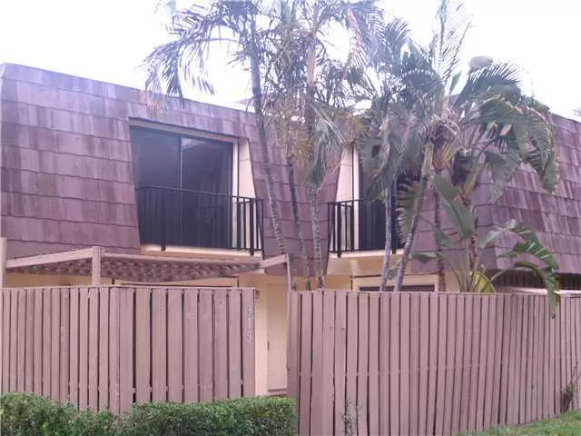 Palm Beach Gardens, FL 33410,319 3rd CT