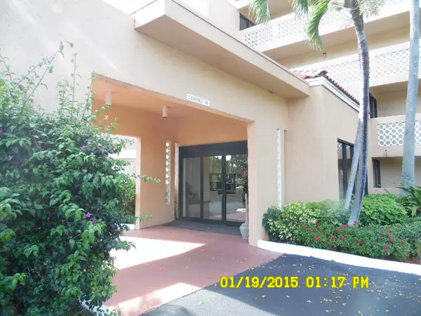 Boca Raton, FL 33487,800 Jeffery ST 305