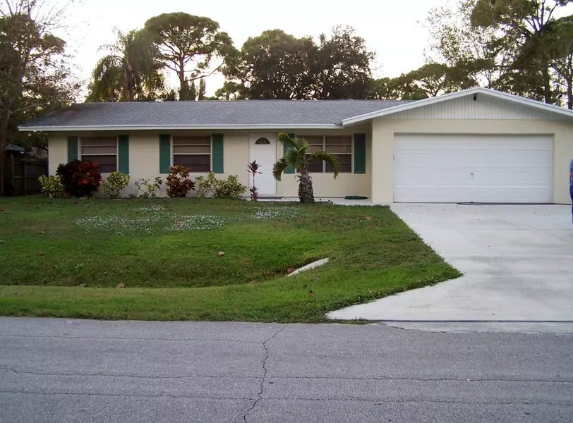 5703 Myrtle DR, Fort Pierce, FL 34982