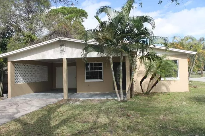 1002 Martinique AVE, Fort Pierce, FL 34982