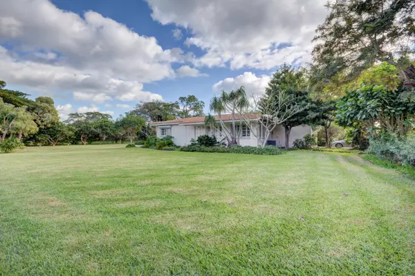 240 NW 45th ST, Boca Raton, FL 33431