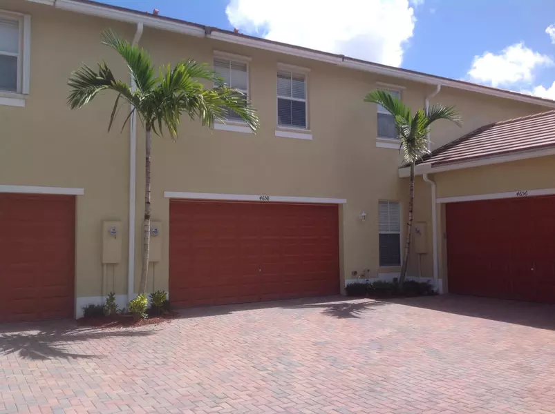 4658 Acadian TRL, Coconut Creek, FL 33073