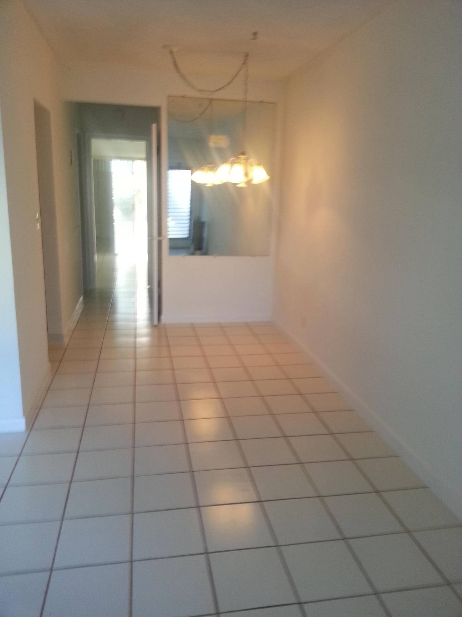2204 Lake Osborne Drive 10, Lake Worth, FL 33461