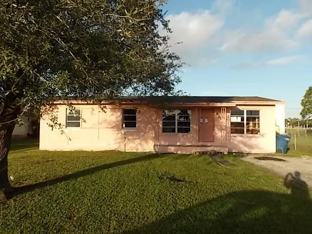 Belle Glade, FL 33430,832 SE 1st ST