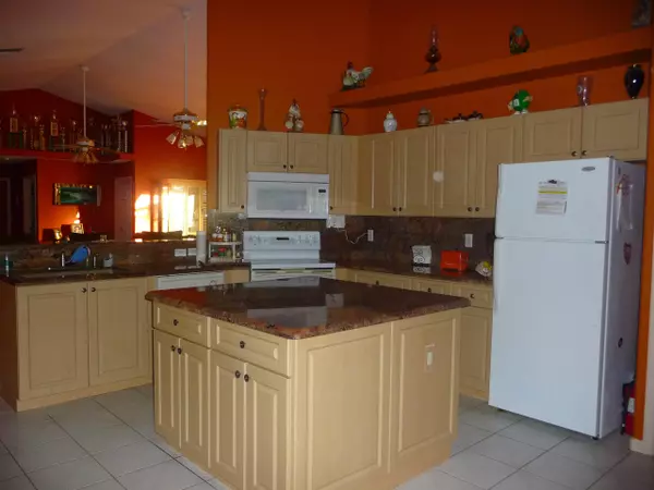 West Palm Beach, FL 33411,11321 N 54th ST