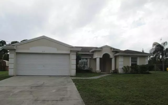 612 NW Kilpatrick AVE, Port Saint Lucie, FL 34953