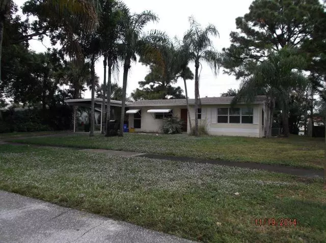 820 Dogwood RD, North Palm Beach, FL 33408