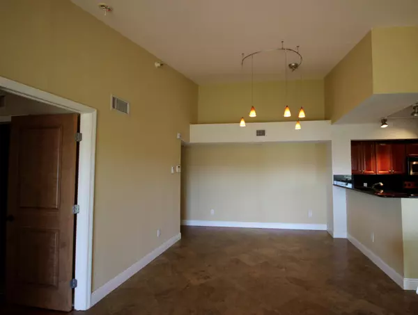 Hypoluxo, FL 33462,145 Yacht Club WAY 304