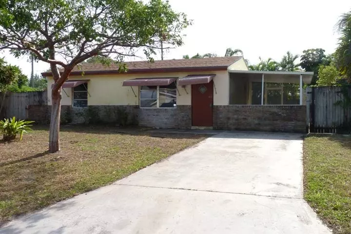 2905 Giuliano AVE, Lake Worth, FL 33461