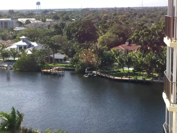 Delray Beach, FL 33483,200 Macfarlane DR N-1004