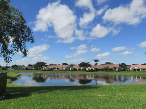 Boynton Beach, FL 33472,8446 Mooring CIR