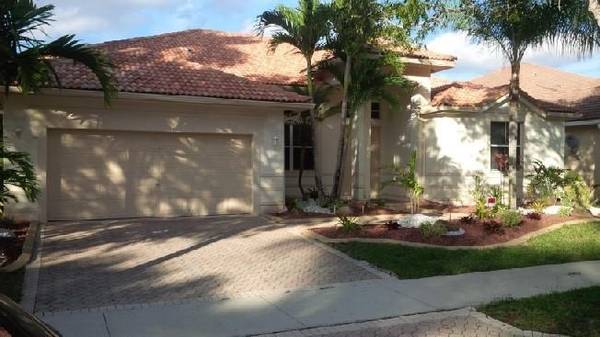 3672 Heron Ridge LN, Weston, FL 33331