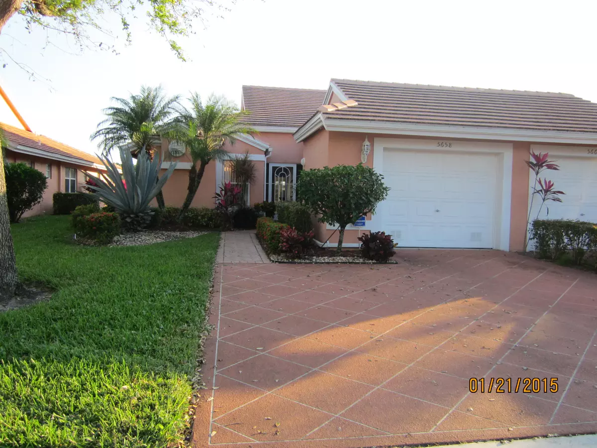 Boynton Beach, FL 33437,5658 Royal Lake CIR