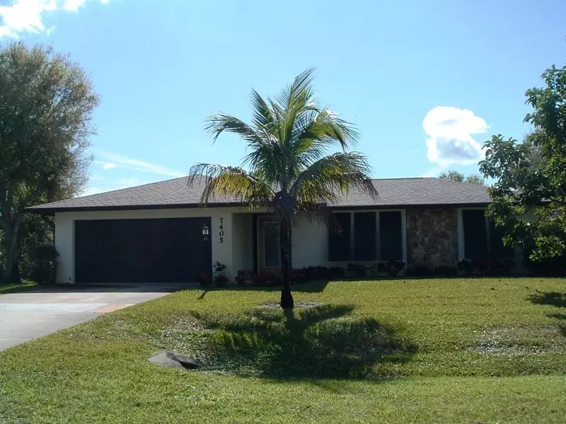 7405 Santa Rosa Pkwy, Fort Pierce, FL 34951