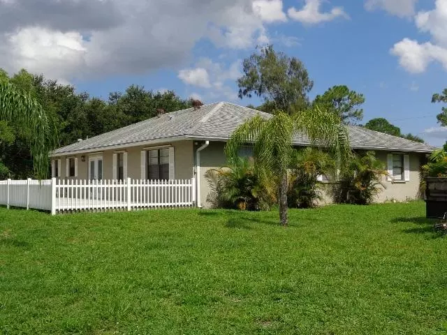 8187 Pinto DR, Lake Worth, FL 33467