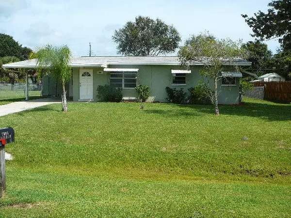 7902 Santana AVE, Fort Pierce, FL 34951