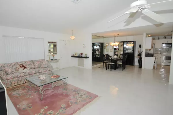 Boca Raton, FL 33498,10399 Canoe Brook CIR