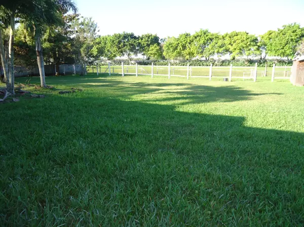 Pembroke Pines, FL 33331,5721 SW 199th AVE