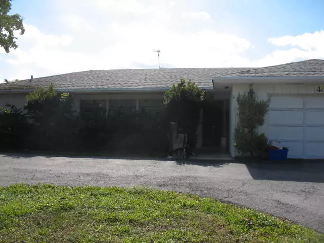 548 N N Anchorage DR, North Palm Beach, FL 33408